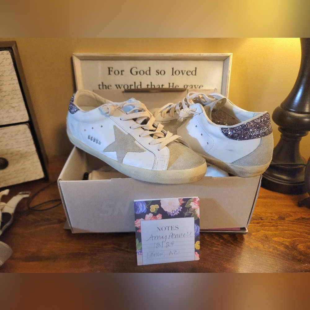Golden Goose Superstars Size 39 Ice Gray Glitter